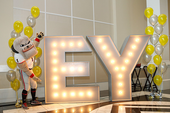 EY Social