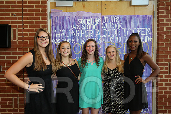 DphiE Bid Night 2015