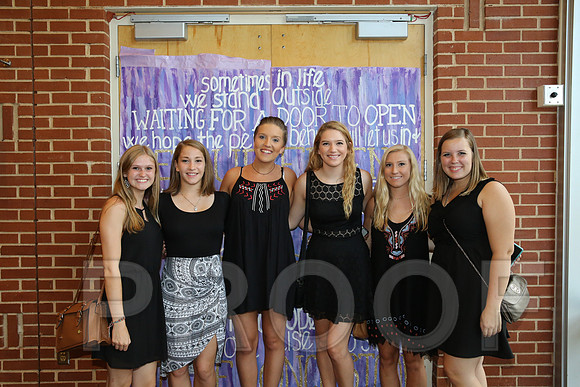DphiE Bid Night 2015