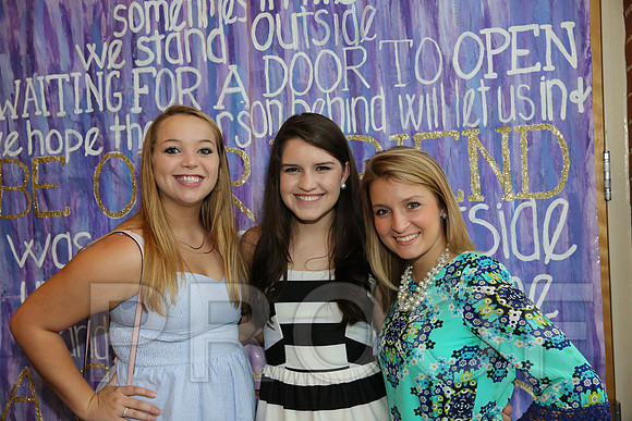 DphiE Bid Night 2015
