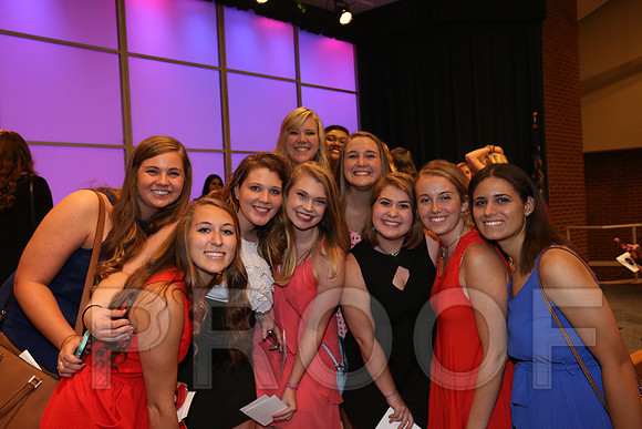 DphiE Bid Night 2015