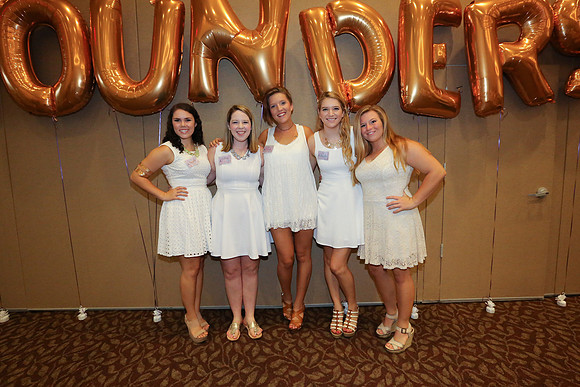 DPhiE Pinning