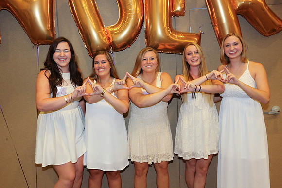 DPhiE Pinning