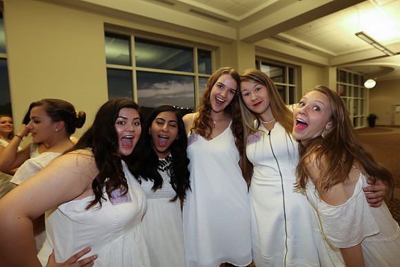 DPhiE Pinning