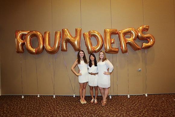 DPhiE Pinning