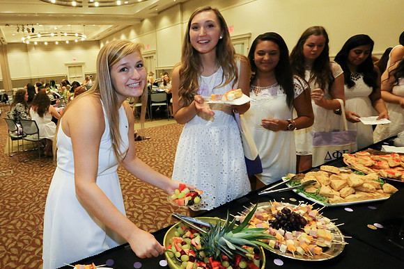 DPhiE Pinning