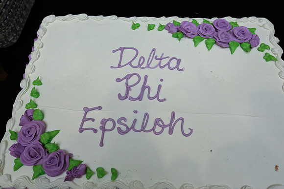 DPhiE Pinning