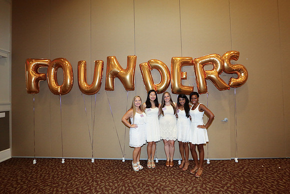 DPhiE Pinning
