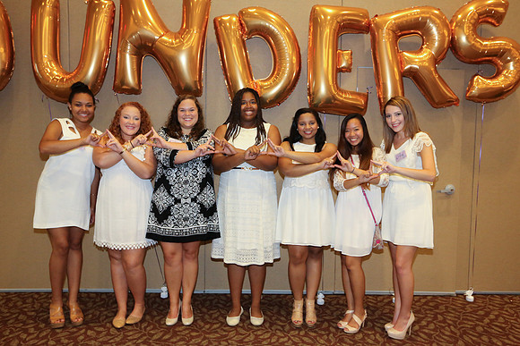 DPhiE Pinning