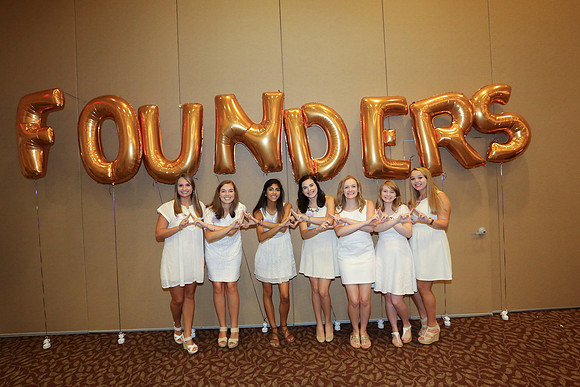 DPhiE Pinning