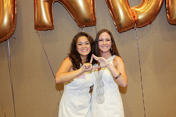 DPhiE Pinning