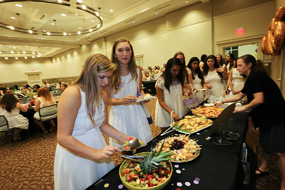 DPhiE Pinning