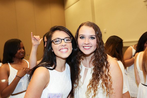 DPhiE Pinning