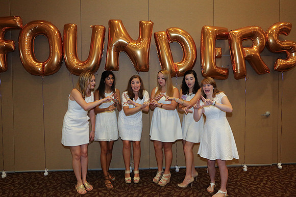 DPhiE Pinning