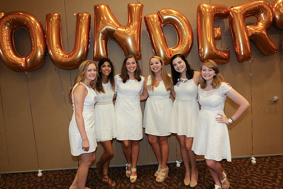 DPhiE Pinning