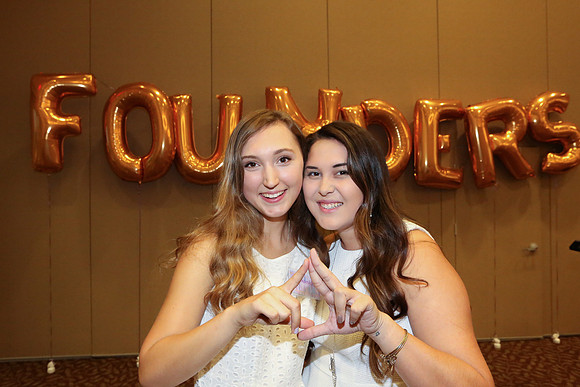 DPhiE Pinning