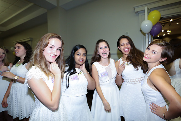 DPhiE Pinning