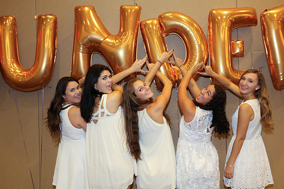 DPhiE Pinning