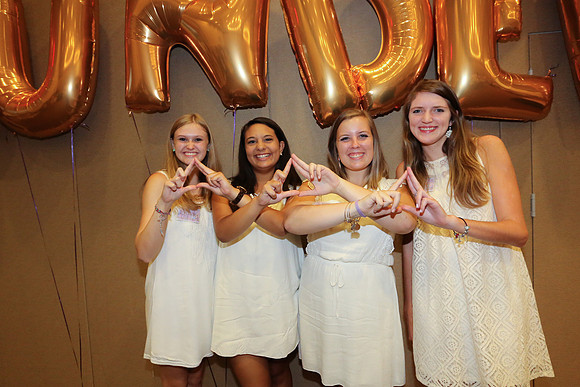 DPhiE Pinning