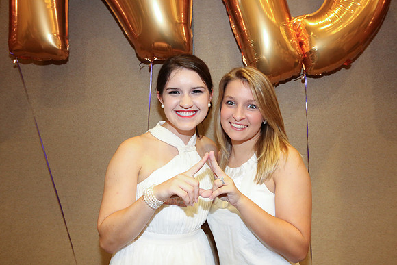 DPhiE Pinning