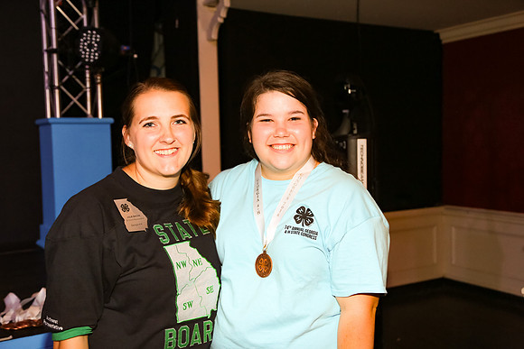4-H Awards Program at Six Flags by Blane Marable Photography