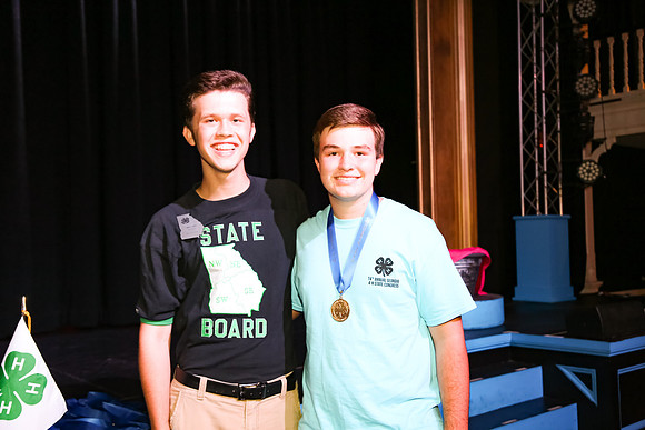 4-H Awards Program at Six Flags by Blane Marable Photography