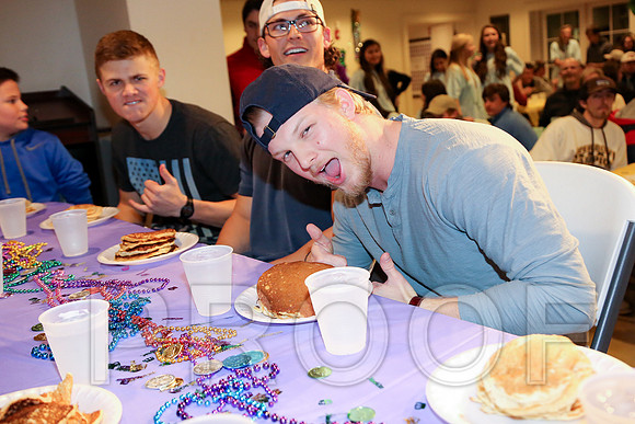 Tri Delta Pancake Supper 2016