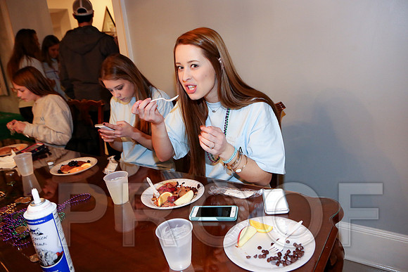 Tri Delta Pancake Supper 2016
