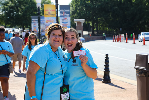 4-H Awards Program at Six Flags by Blane Marable Photography