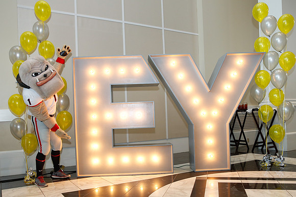 EY Social