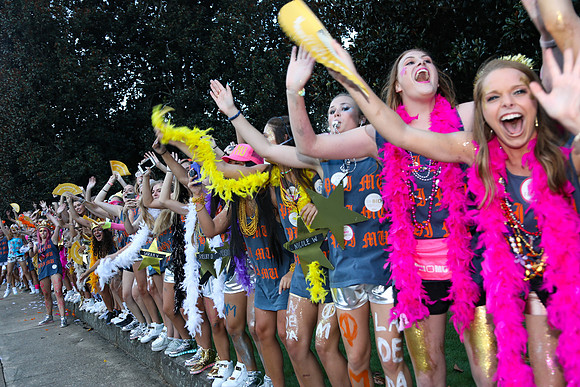 Phi Mu Bid Day 2017