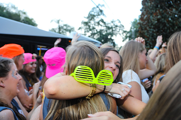 Phi Mu Bid Day 2017