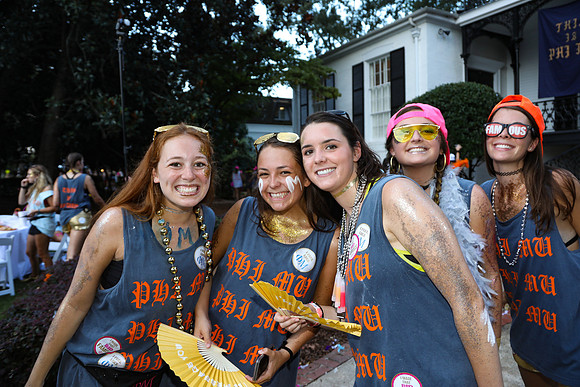 Phi Mu Bid Day 2017