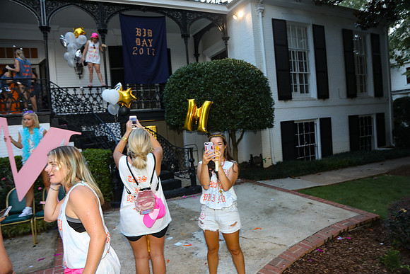 Phi Mu Bid Day 2017
