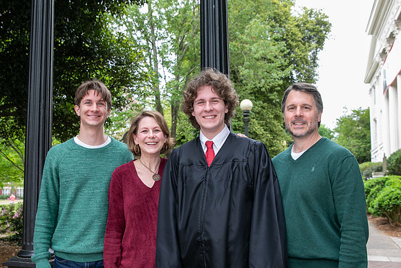 UGA Senior - Graduation Photos