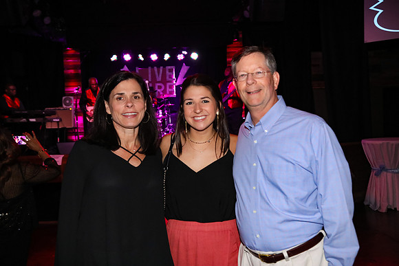 Phi Mu Paretns Weekend at Livewire 2017