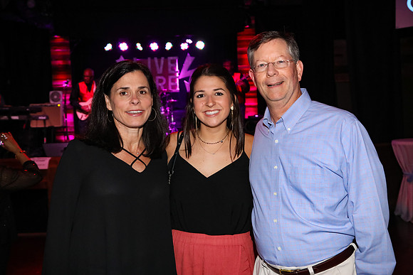 Phi Mu Paretns Weekend at Livewire 2017