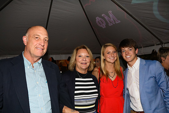 Phi Mu Paretns Weekend at Livewire 2017