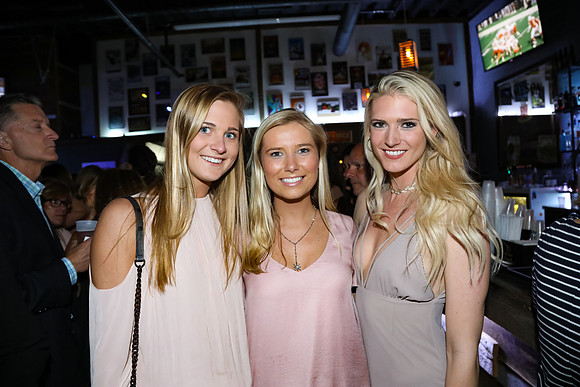 Phi Mu Paretns Weekend at Livewire 2017