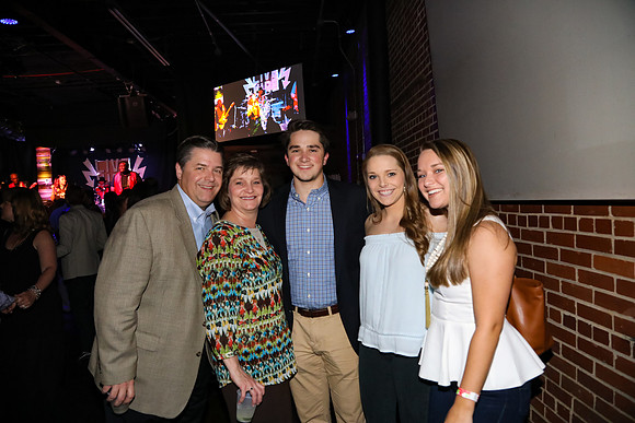 Phi Mu Paretns Weekend at Livewire 2017