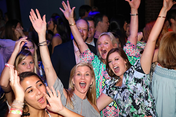 Phi Mu Paretns Weekend at Livewire 2017