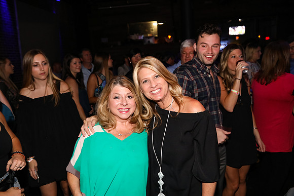 Phi Mu Paretns Weekend at Livewire 2017