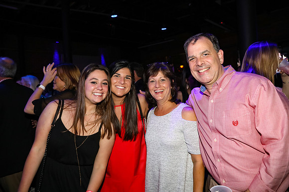 Phi Mu Paretns Weekend at Livewire 2017