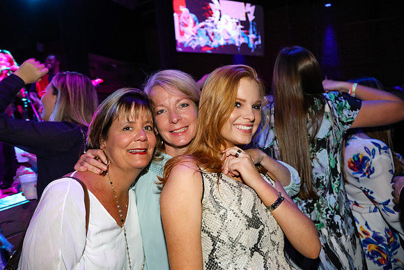 Phi Mu Paretns Weekend at Livewire 2017