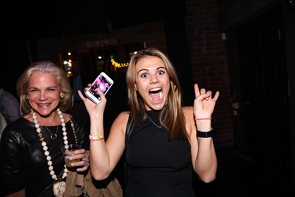 Phi Mu Paretns Weekend at Livewire 2017