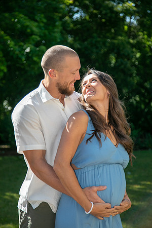 Izdi & Dan - Maternity Photos