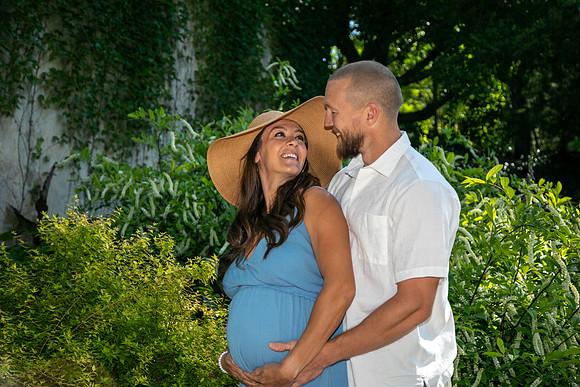 Izdi & Dan - Maternity Photos