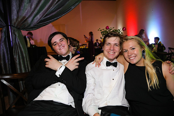 Theta Formal 2018