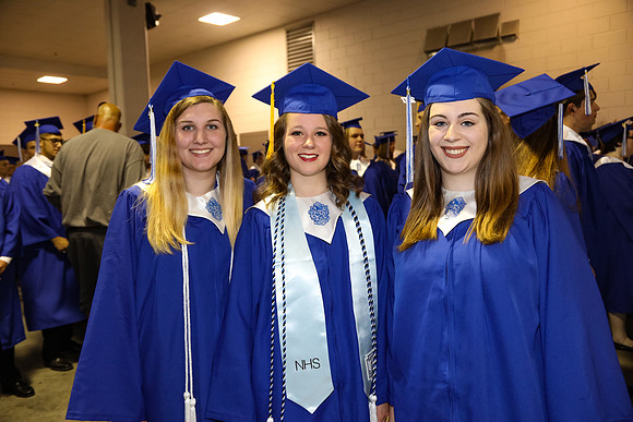 Oconee County Graduation 2017 by blanemararble.com.