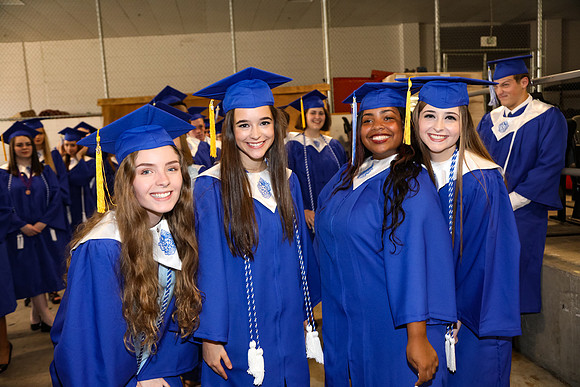 Oconee County Graduation 2017 by blanemararble.com.